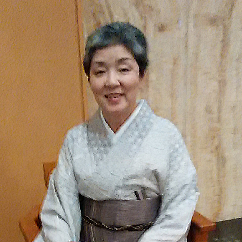 和裁教授 太田 たみ子